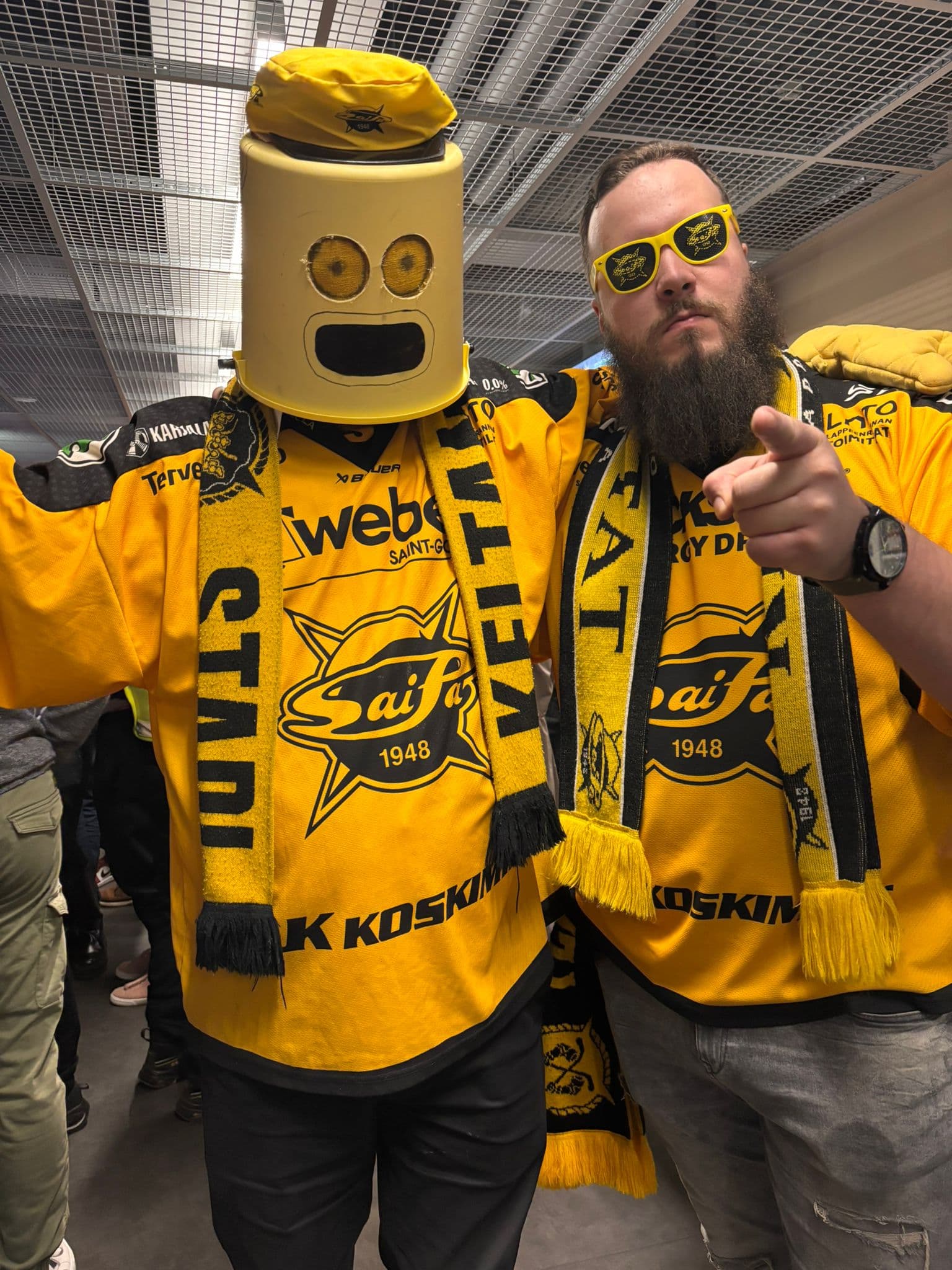 Bönde ja Tuijottavamies